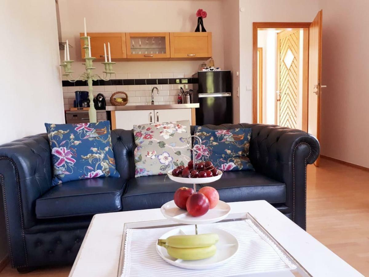 Ferienwohnung Caroline Андернах Екстер'єр фото