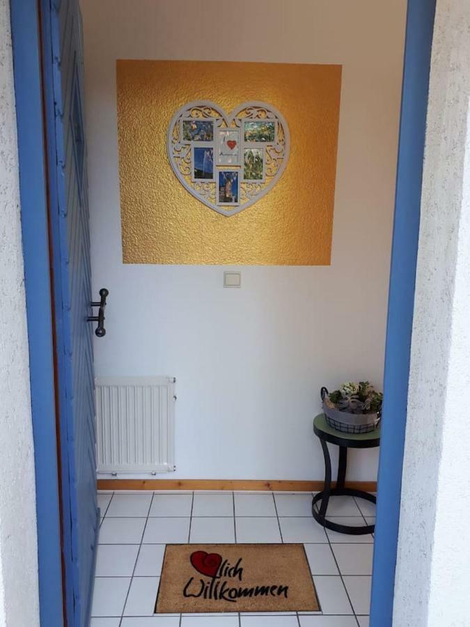Ferienwohnung Caroline Андернах Екстер'єр фото