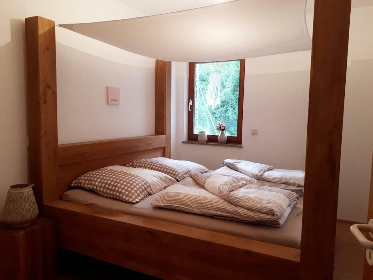 Ferienwohnung Caroline Андернах Екстер'єр фото