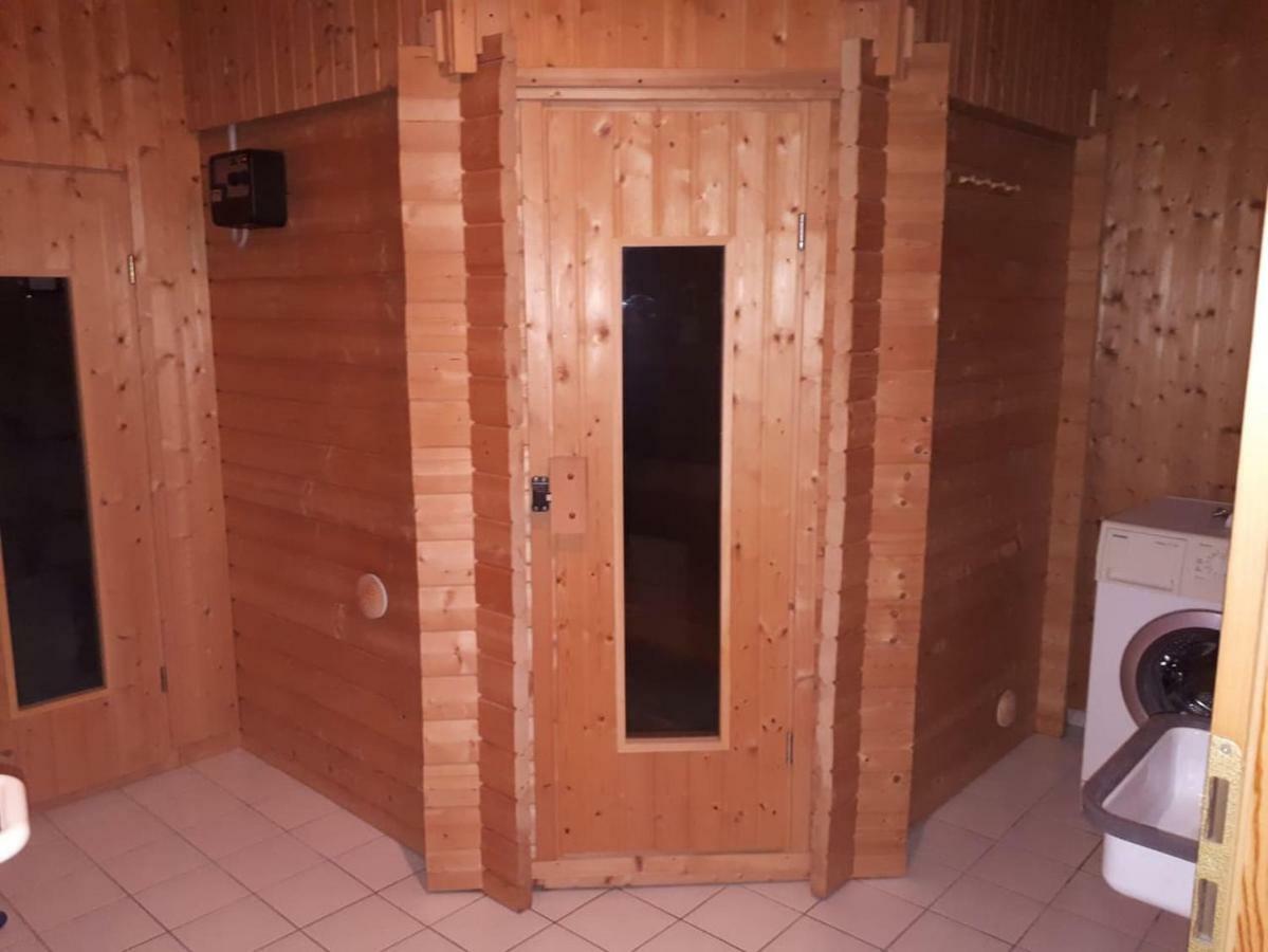 Ferienwohnung Caroline Андернах Екстер'єр фото